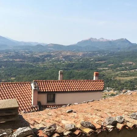 La Casa Sulla Valle 卡斯德鲁西苏比